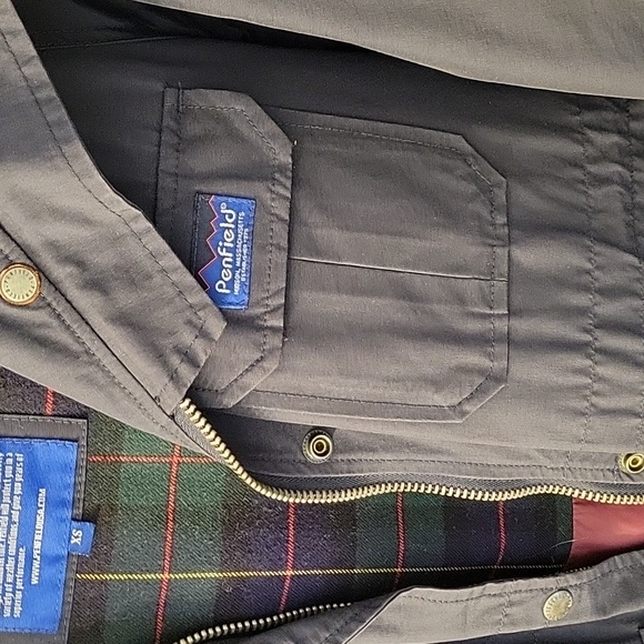 Penfield rain and wind jacket size XS - Picture 4 of 16